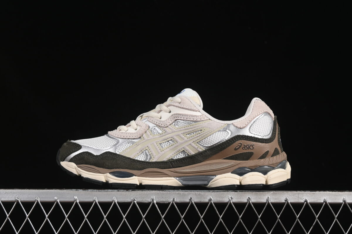 Asics Gel-NYC sneakers Cream/Cream front view